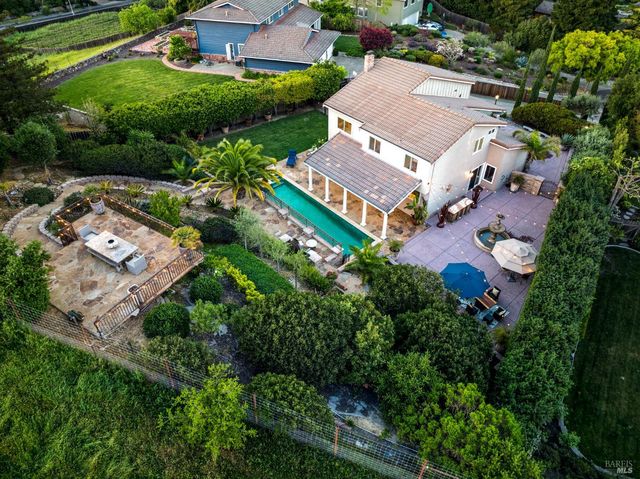 3207 Swiss Ct, Napa, CA 94558