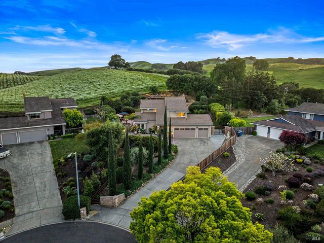 3207 Swiss Ct, Napa, CA 94558