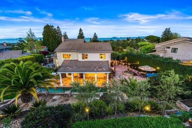 3207 Swiss Ct, Napa, CA 94558