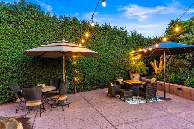 3207 Swiss Ct, Napa, CA 94558