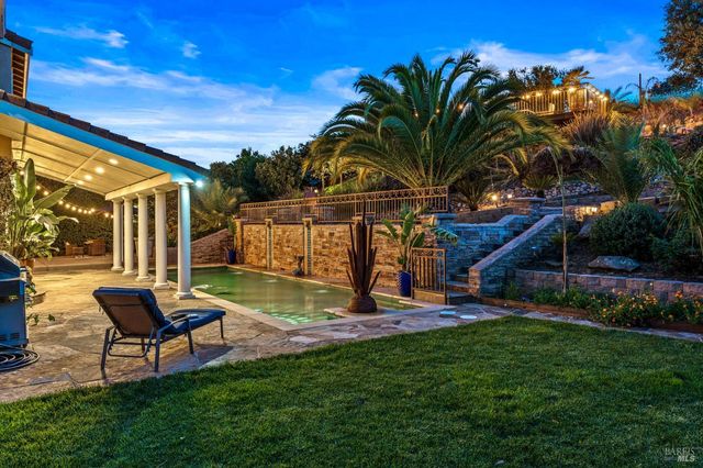 3207 Swiss Ct, Napa, CA 94558