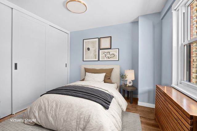 200 E 84th St Apt 11F, New York City, NY 10028