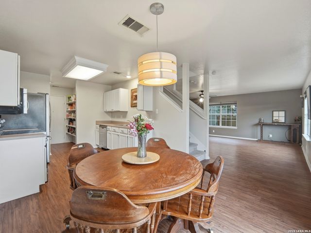 6131 Kensinger, Converse, TX 78109