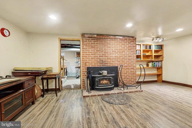 402 4TH ST, Summerdale, PA 17093