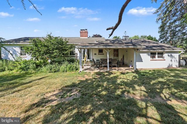 402 4TH ST, Summerdale, PA 17093
