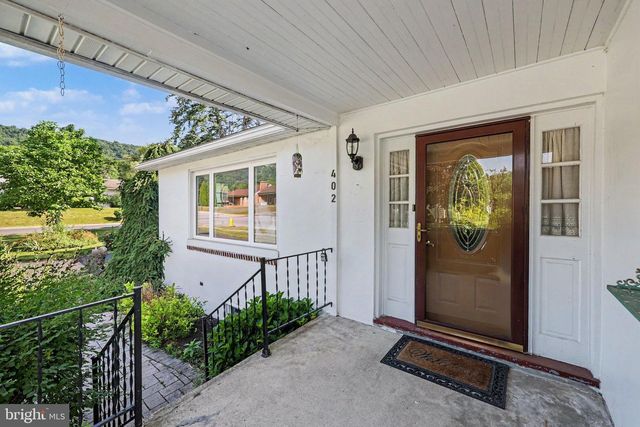 402 4TH ST, Summerdale, PA 17093
