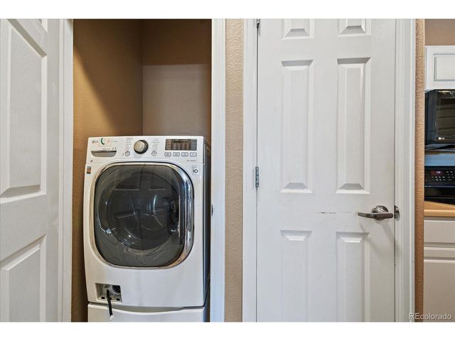 5255 Memphis St 2-202, Denver, CO 80239