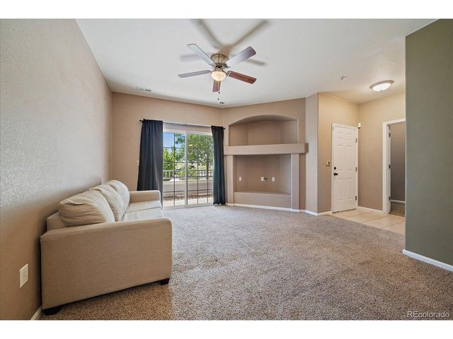 5255 Memphis St 2-202, Denver, CO 80239