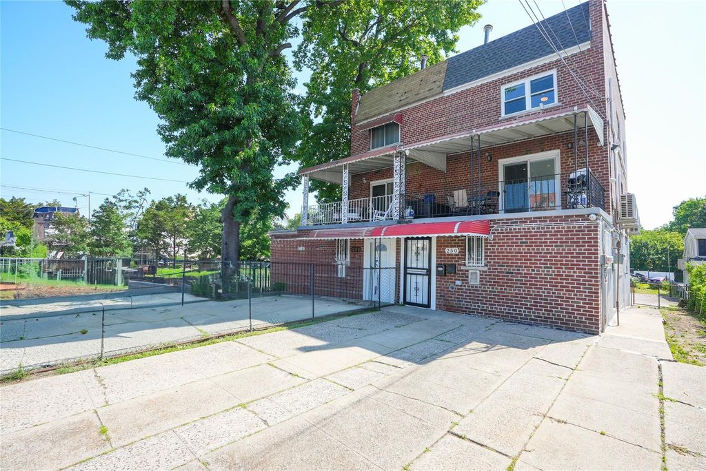 250 Newman Avenue, Bronx, NY 10473