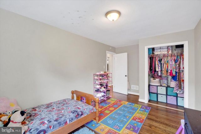 738 WISE AVE, Red Lion, PA 17356