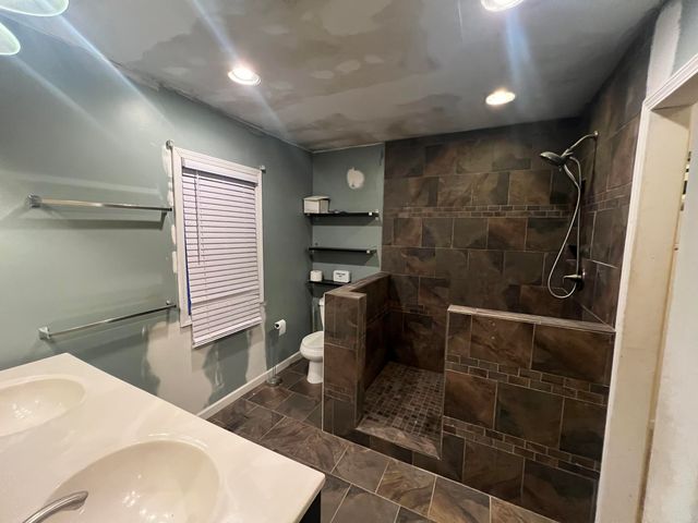 2107 Jackson Avenue, Ann Arbor, MI 48103