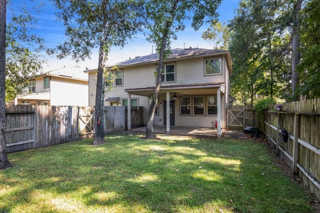 1766 Parkside Shores Lane, Crosby, TX 77532