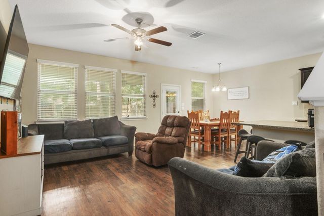 1766 Parkside Shores Lane, Crosby, TX 77532