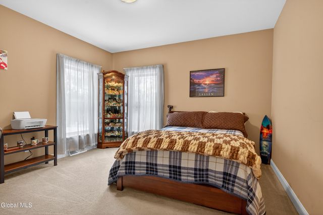 15 Debbie Lane, Sand Lake, NY 12018