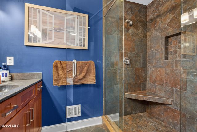 15 Debbie Lane, Sand Lake, NY 12018