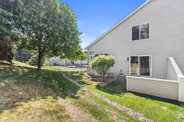 12598 74th Avenue N, Maple Grove, MN 55369