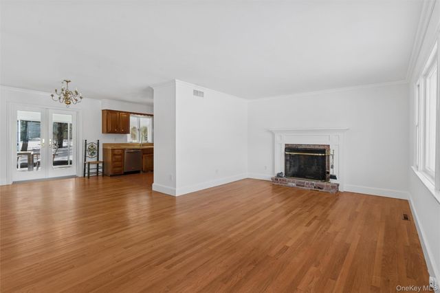 350 Soundview Road, Orient, NY 11957