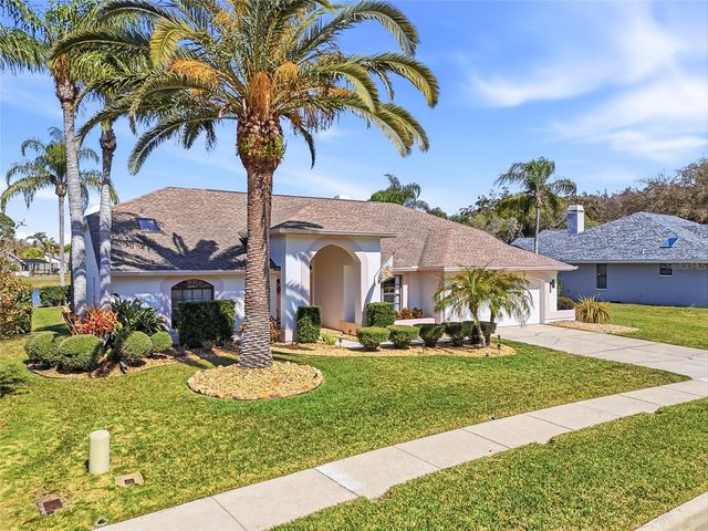 846 CENTERWOOD DRIVE, Tarpon Springs, FL 34688