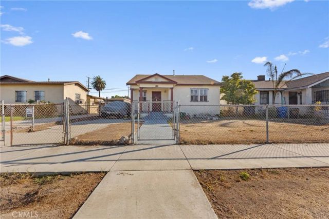 1122 W 77th Street, Los Angeles, CA 90044