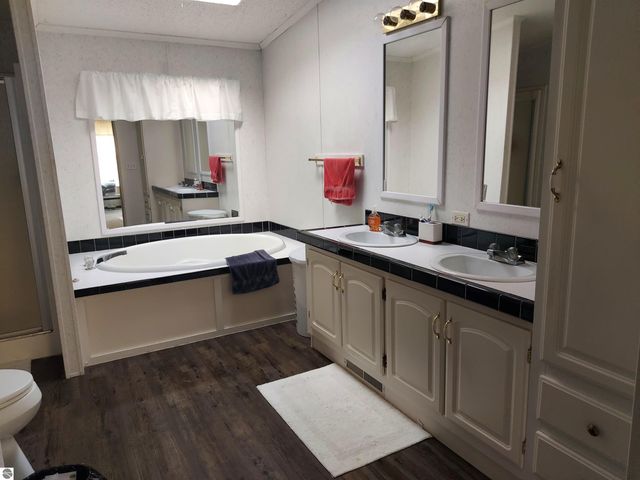 2405 Treelane Drive, Traverse City, MI 49686