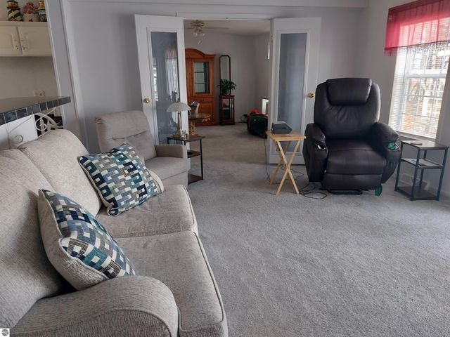 2405 Treelane Drive, Traverse City, MI 49686