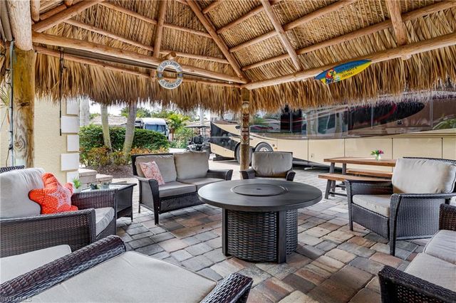 13440 Snook CIR, Naples, FL 34114