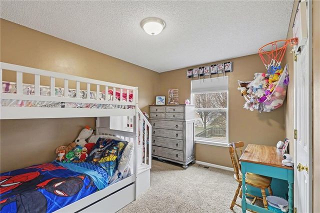 17150 OAKLEY Street, Gardner, KS 66030