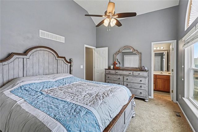 17150 OAKLEY Street, Gardner, KS 66030