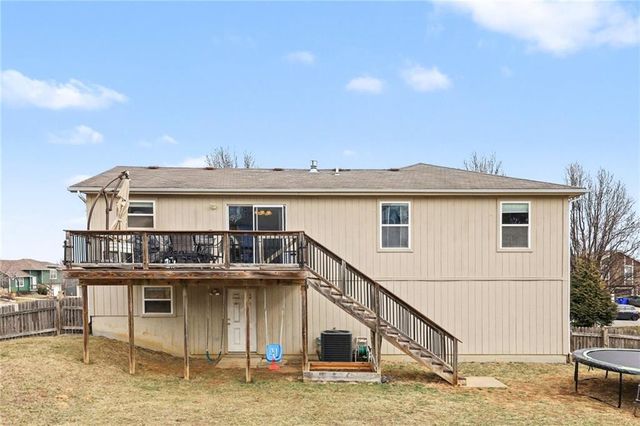 17150 OAKLEY Street, Gardner, KS 66030