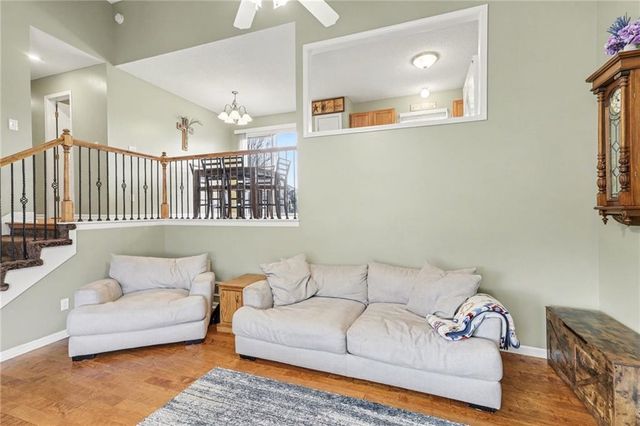 17150 OAKLEY Street, Gardner, KS 66030