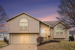 17150 OAKLEY Street, Gardner, KS 66030