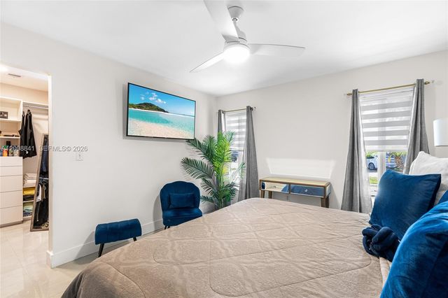 12724 SW 33rd Ter, Miami, FL 33175