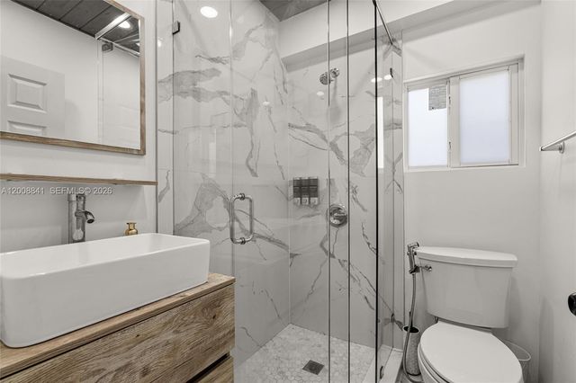 12724 SW 33rd Ter, Miami, FL 33175