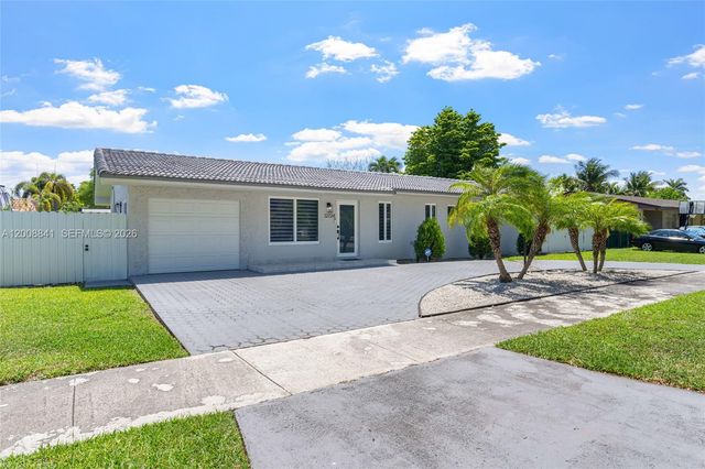 12724 SW 33rd Ter, Miami, FL 33175