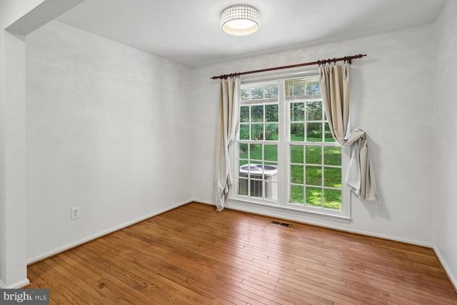 903 RIDGE DR, Mclean, VA 22101