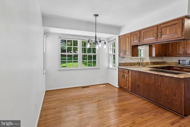 903 RIDGE DR, Mclean, VA 22101
