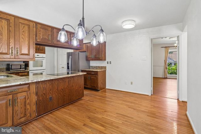 903 RIDGE DR, Mclean, VA 22101