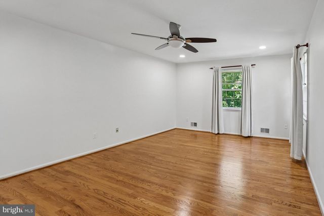 903 RIDGE DR, Mclean, VA 22101
