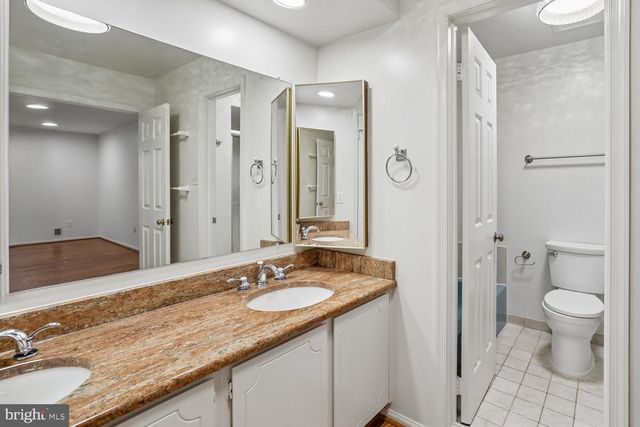 903 RIDGE DR, Mclean, VA 22101