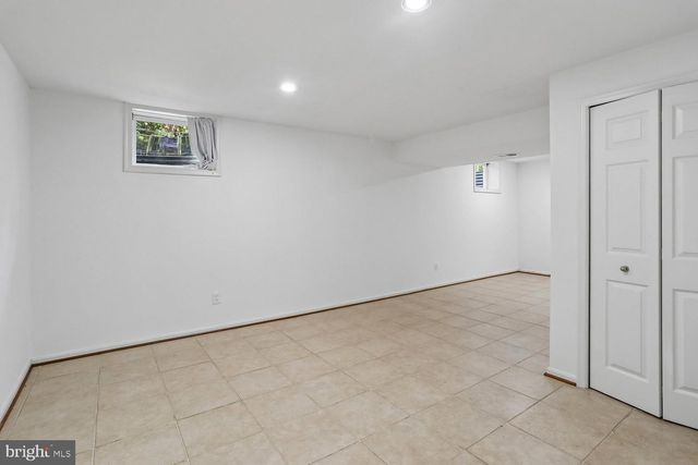 903 RIDGE DR, Mclean, VA 22101
