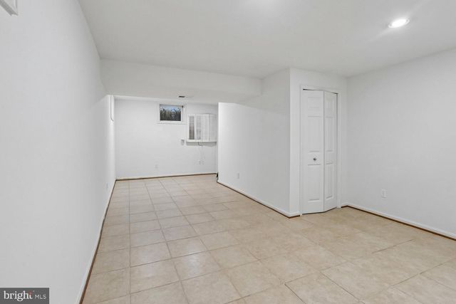 903 RIDGE DR, Mclean, VA 22101
