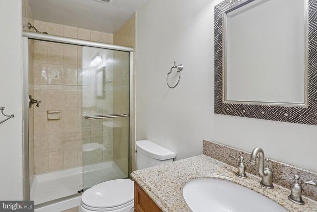 903 RIDGE DR, Mclean, VA 22101