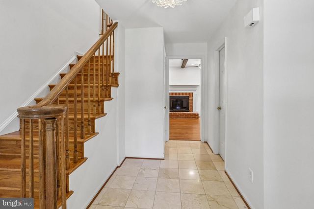 903 RIDGE DR, Mclean, VA 22101