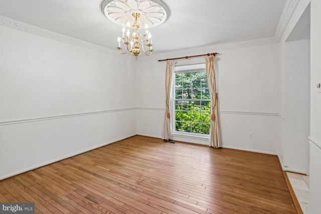 903 RIDGE DR, Mclean, VA 22101