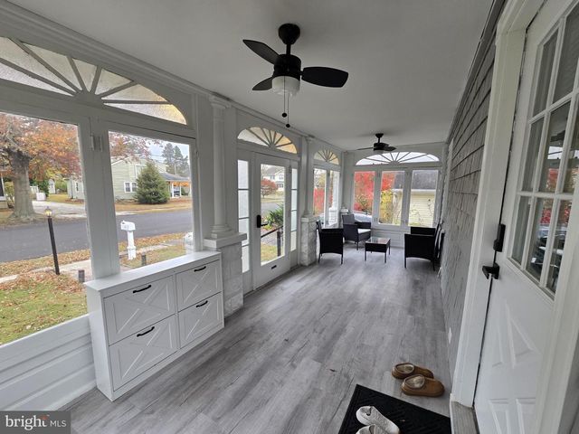 530 WALNUT AVE, Laurel Springs, NJ 08021