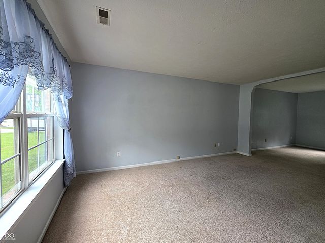 820 Trail Ridge Court, Mooresville, IN 46158