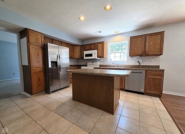 820 Trail Ridge Court, Mooresville, IN 46158