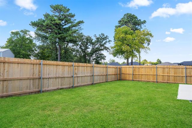 151 Pleasant View, Harrah, OK 73045