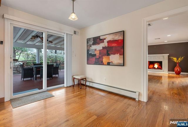 445 Pine Hill Road, Leonia, NJ 07605