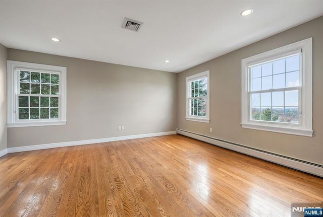 445 Pine Hill Road, Leonia, NJ 07605